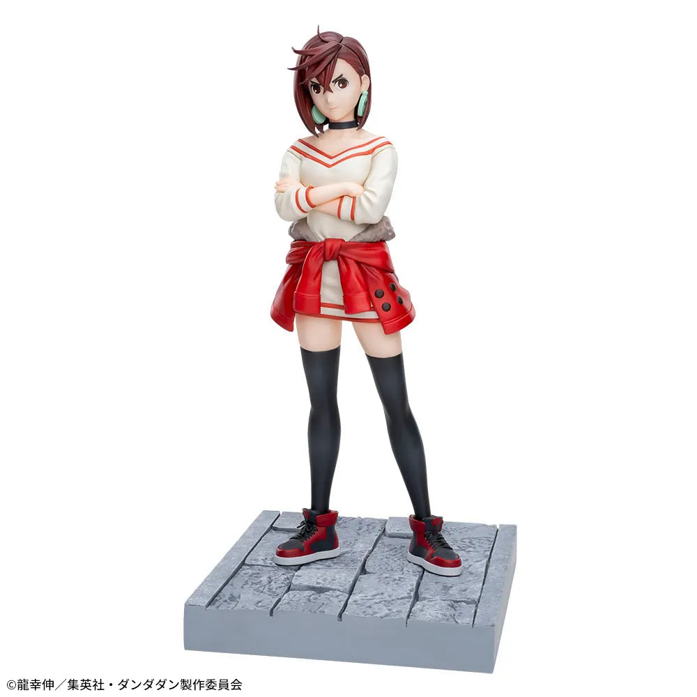 Momo Ayase Versão Casual Luminasta Sega Action Figure