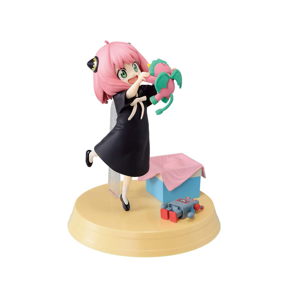 Anya Forger Accessory Holder Ichiban Kuji Action Figure