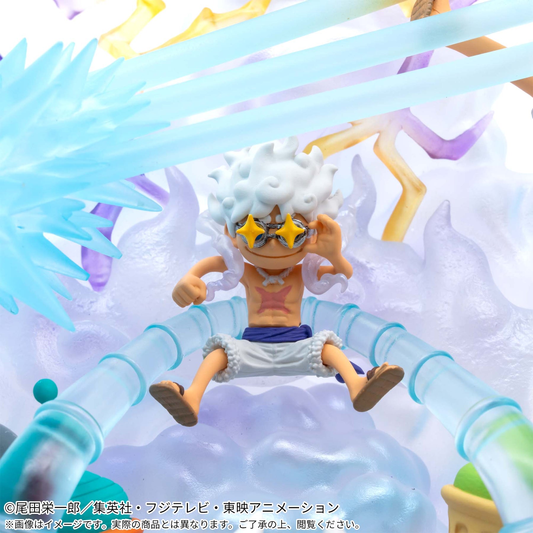 Diorama Monkey D. Luffy Gear 5 WCF Premium Special x Luffy Gear 5 S.H.Figuarts Bandai Action Figure