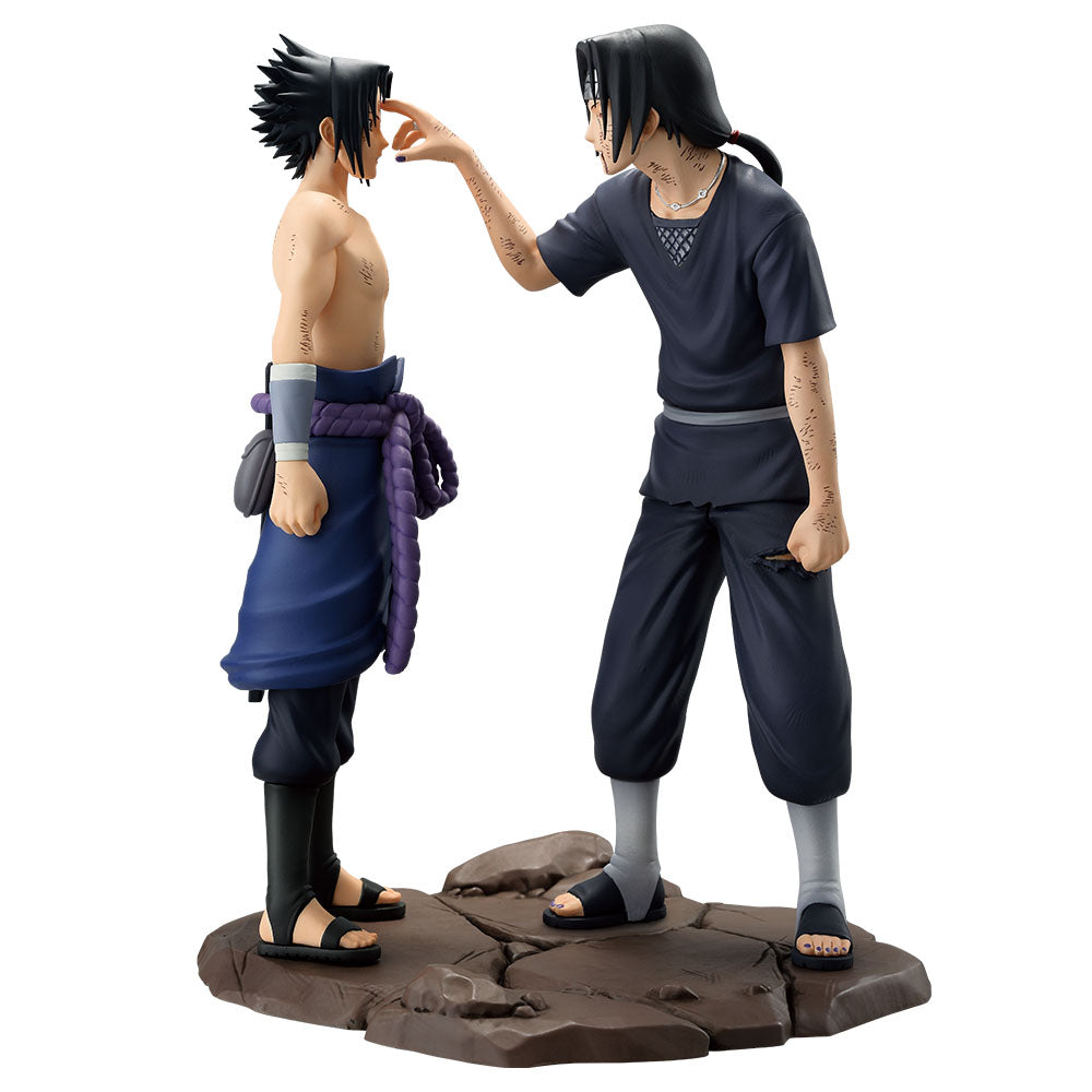 Sasuke Uchiha & Itachi Uchiha Revible Moment Last One Ichiban Kuji Action Figure