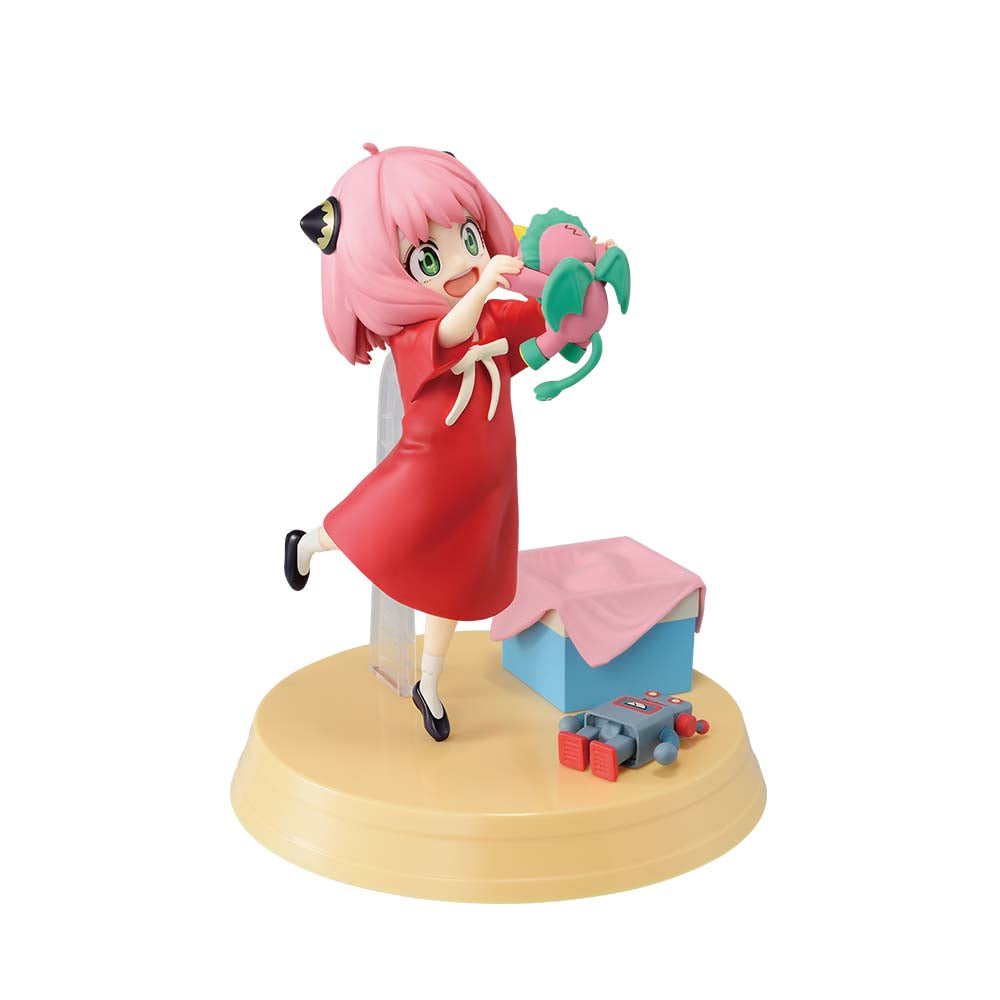 Anya Forger Accessory Holder Ichiban Kuji Action Figure