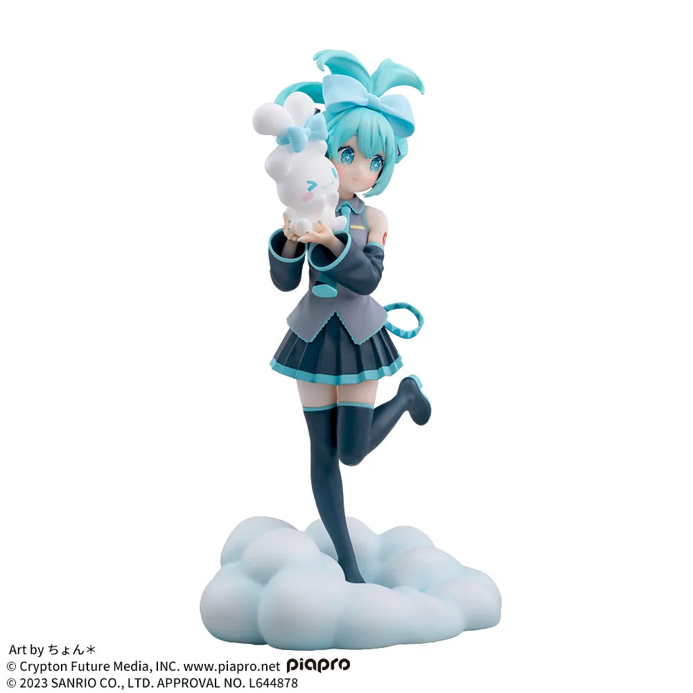 Hatsune Miku E Cinnamoroll Luminasta Sega Action Figure