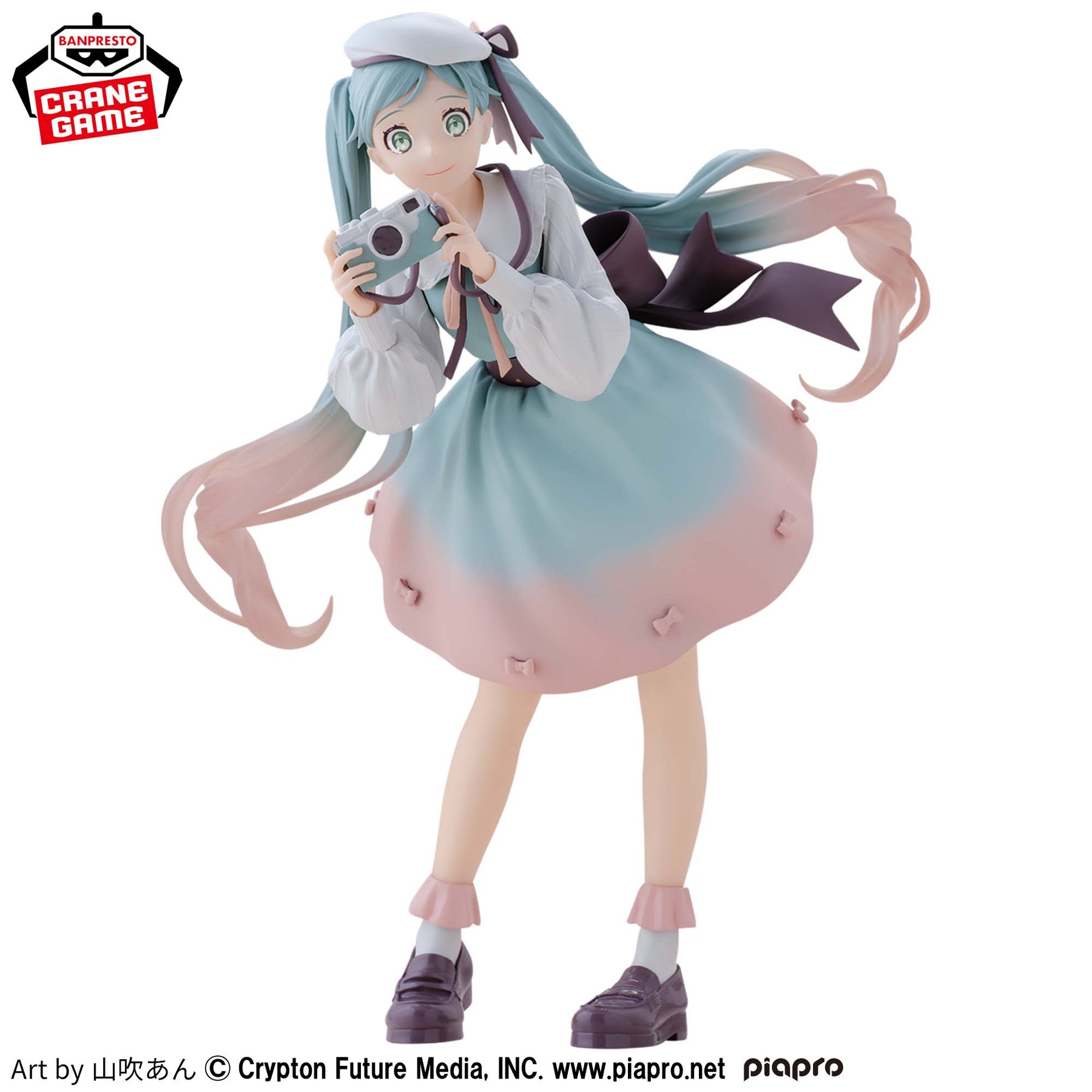 Hatsune Miku Holiday Memories Câmera Bandai Banpresto Action Figure