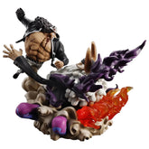 Bartholomew Kuma vs Saint Jaygarcia Saturn Revible Moment Last One Ichiban Kuji Action Figure
