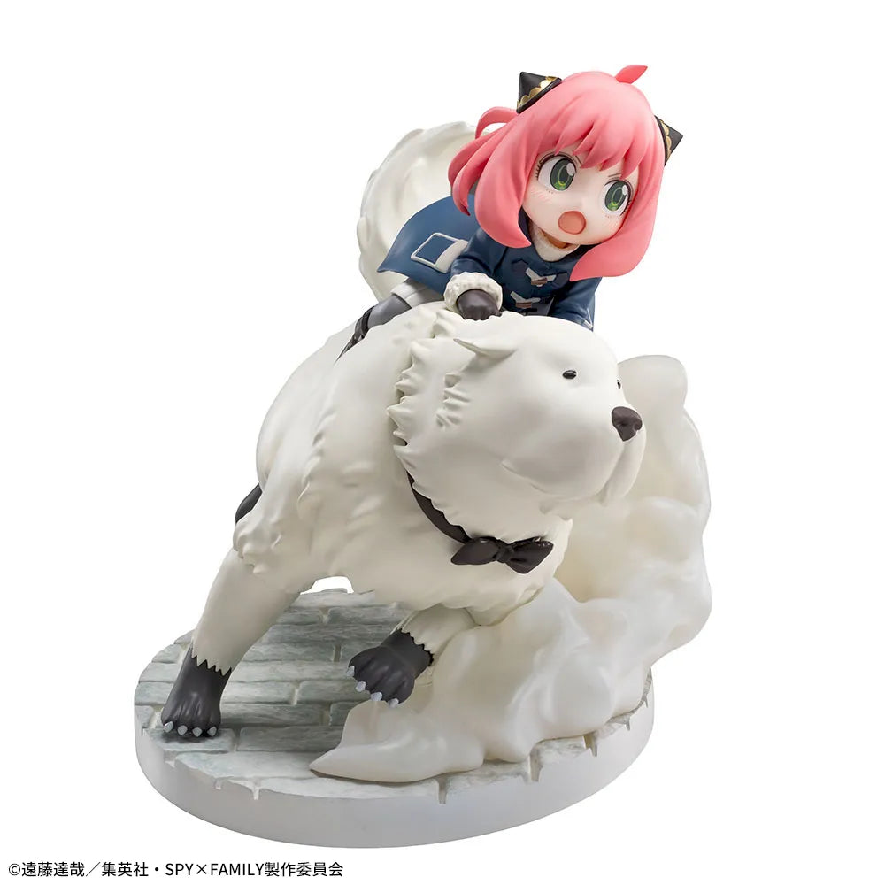 Anya Forger & Bond Forger Luminasta SEGA Action Figure