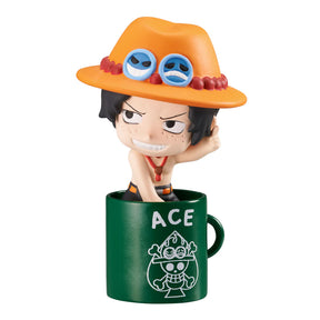 ONE PIECE Ochatomo Series Pirates on Vacation Megahouse Action Figure